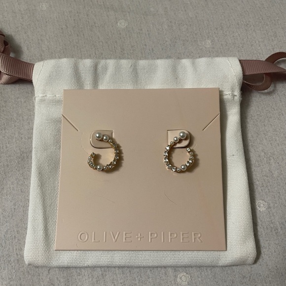 Olive + Piper Francesca Crescent Studs - NEW! - Picture 2 of 3